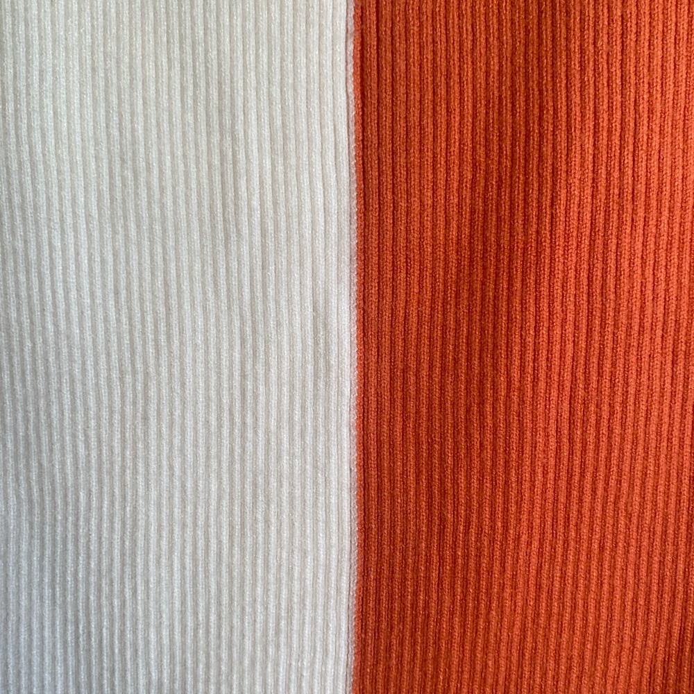Bodycon Colorblock Dress - Picture 6 of 9